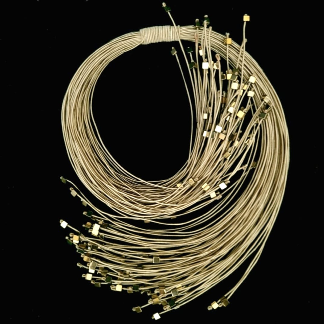 LIMINA c